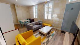 Отдельная комната сдается в аренду за 573 € в месяц в Lormont, Quai Numa Sensine