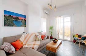 Квартира за оренду для 1 099 EUR на місяць у Athens, Kafkasou
