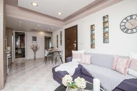 Appartement te huur voor € 1.000 per maand in Athens, Thermopylon