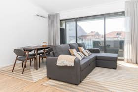 Apartment for rent for €100 per month in Porto, Rua da Picaria