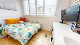 Отдельная комната сдается в аренду за 410 € в месяц в Orvault, Rue de la Patouillerie