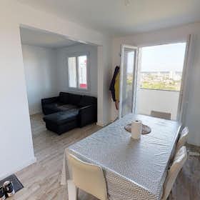 Private room for rent for €510 per month in Talence, Rue de Suzon