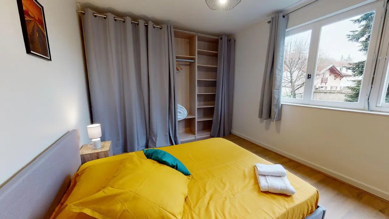 Rue du Petit Revoyet, Oullins-Pierre-Bénite preview