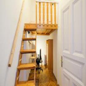 WG-Zimmer for rent for 118.245 HUF per month in Budapest, Rózsa utca