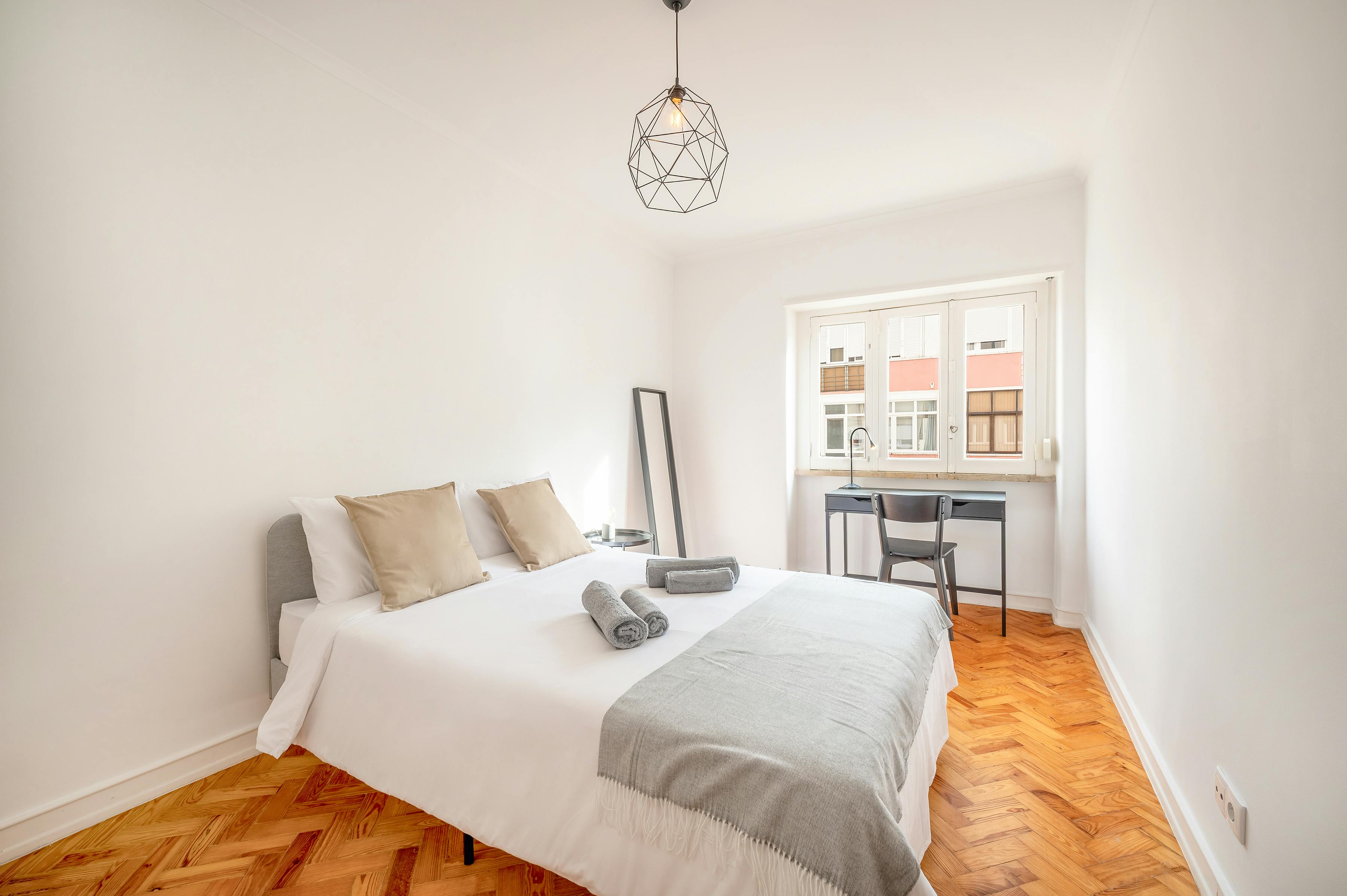 Private room for rent for €600 per month in Lisbon, Rua Barão de Sabrosa