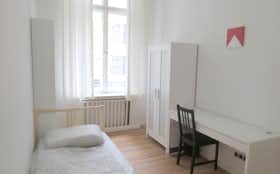 Cameră privată de închiriat pentru 688 EUR pe lună în Berlin, Tempelhofer Ufer