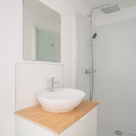 Privé kamer for rent for € 810 per month in Ivry-sur-Seine, Rue Michelet