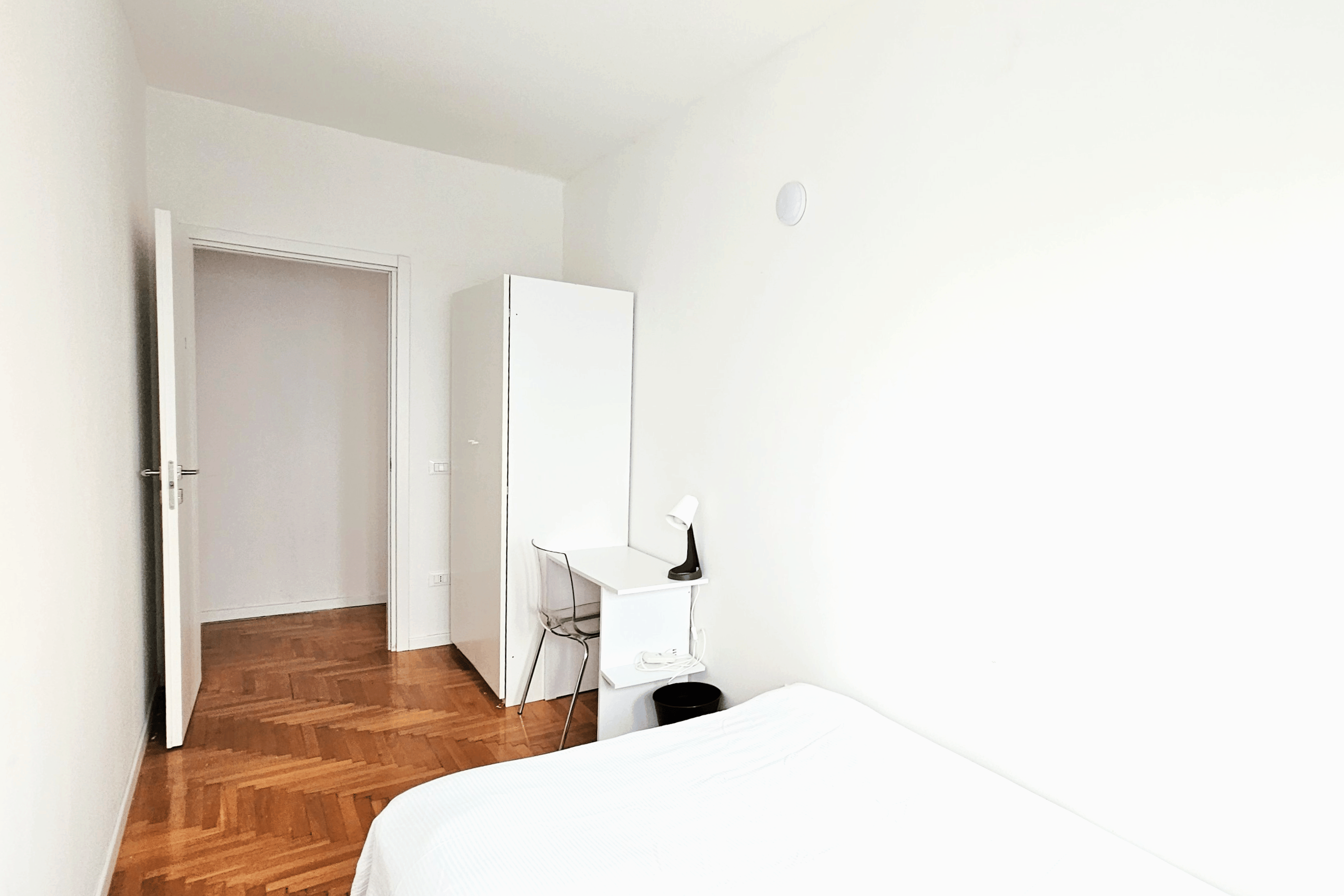 私人房间 正在以 €275 的月租出租，其位于 Padova, Via Niccolò Tommaseo