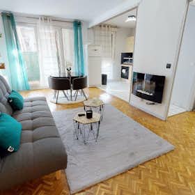Apartment for rent for €1,031 per month in Lyon, Grande Rue de la Guillotière