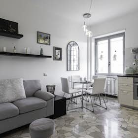 Apartamento para alugar por € 1.498 por mês em Milan, Via Padova