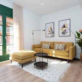 Apartment for rent for €1,795 per month in Barcelona, Carrer de Portugalete