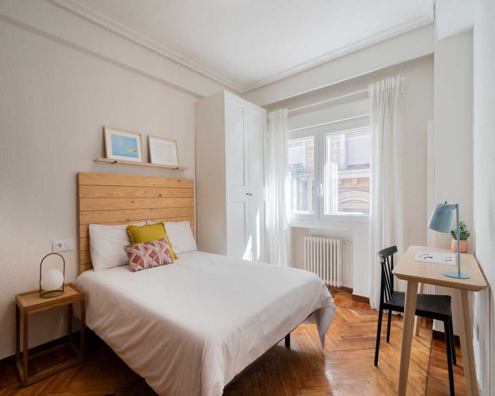 Calle de Evaristo San Miguel, Madrid preview