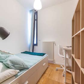 Private room for rent for €795 per month in Milan, Via dei Fontanili