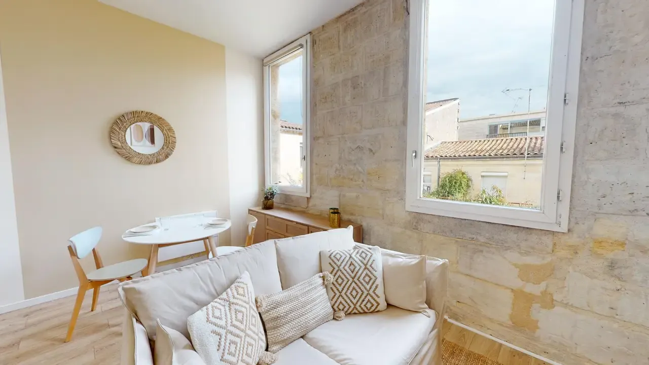 1-Bedroom Apartment in Rue Jules Guesde, Bordeaux (1490097) ROOM 1