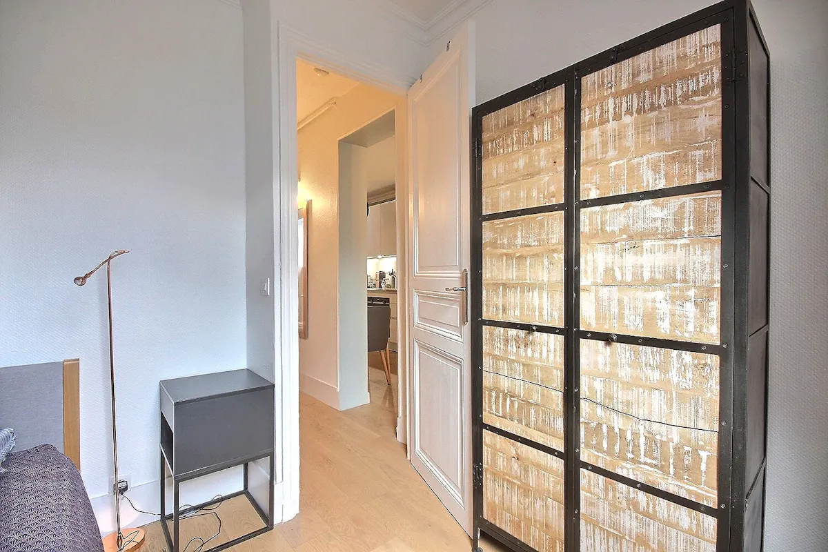 1-Bedroom Apartment in Rue de la Bienfaisance, Paris (1490141) ROOM