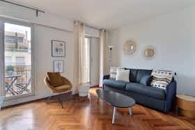 Studio for rent for €1,516 per month in Paris, Rue du Général Beuret