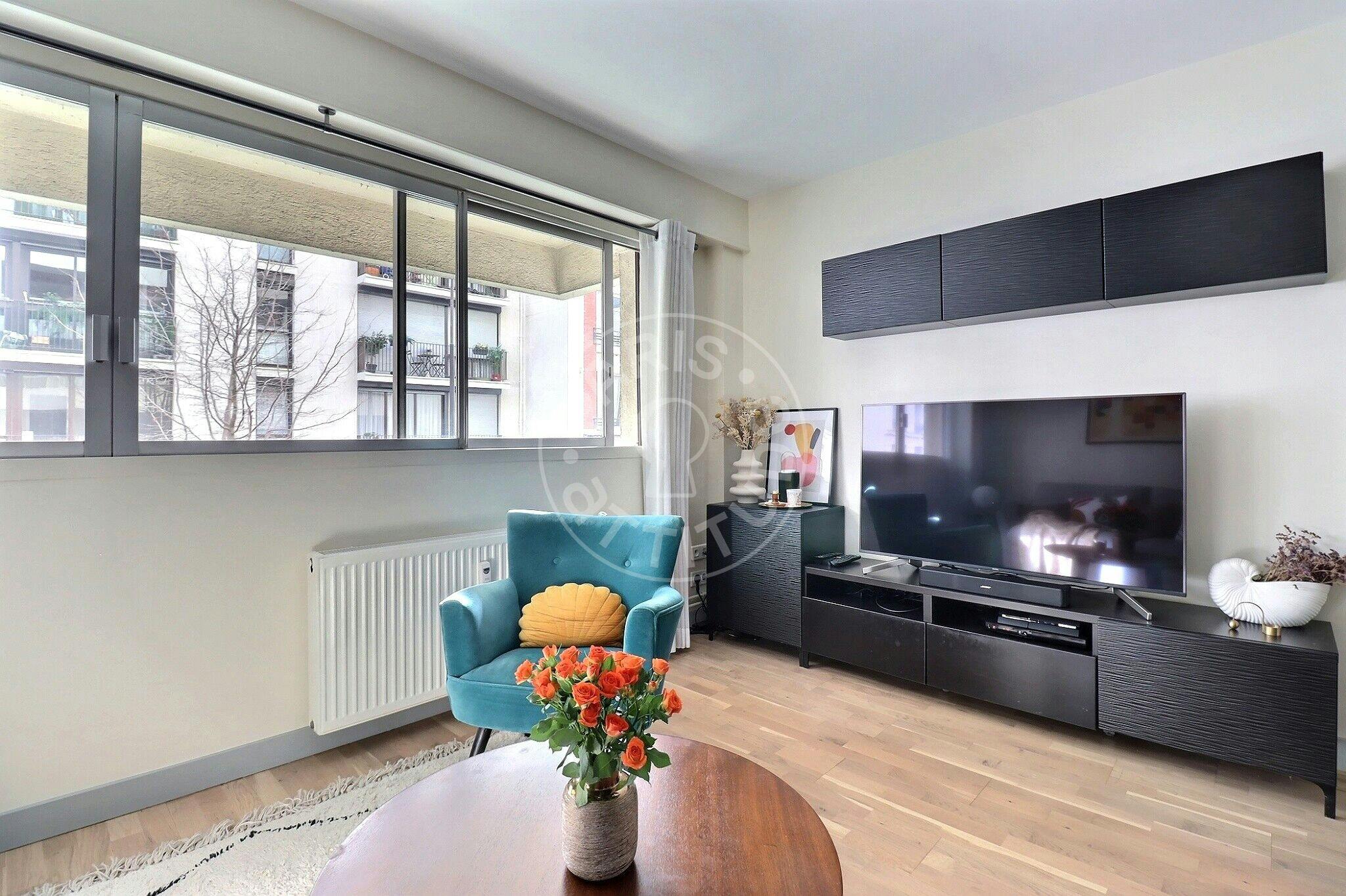 Apartment Paris, 1 bed — photo 2