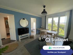 Private room for rent for €500 per month in Marseille, Avenue de la Timone