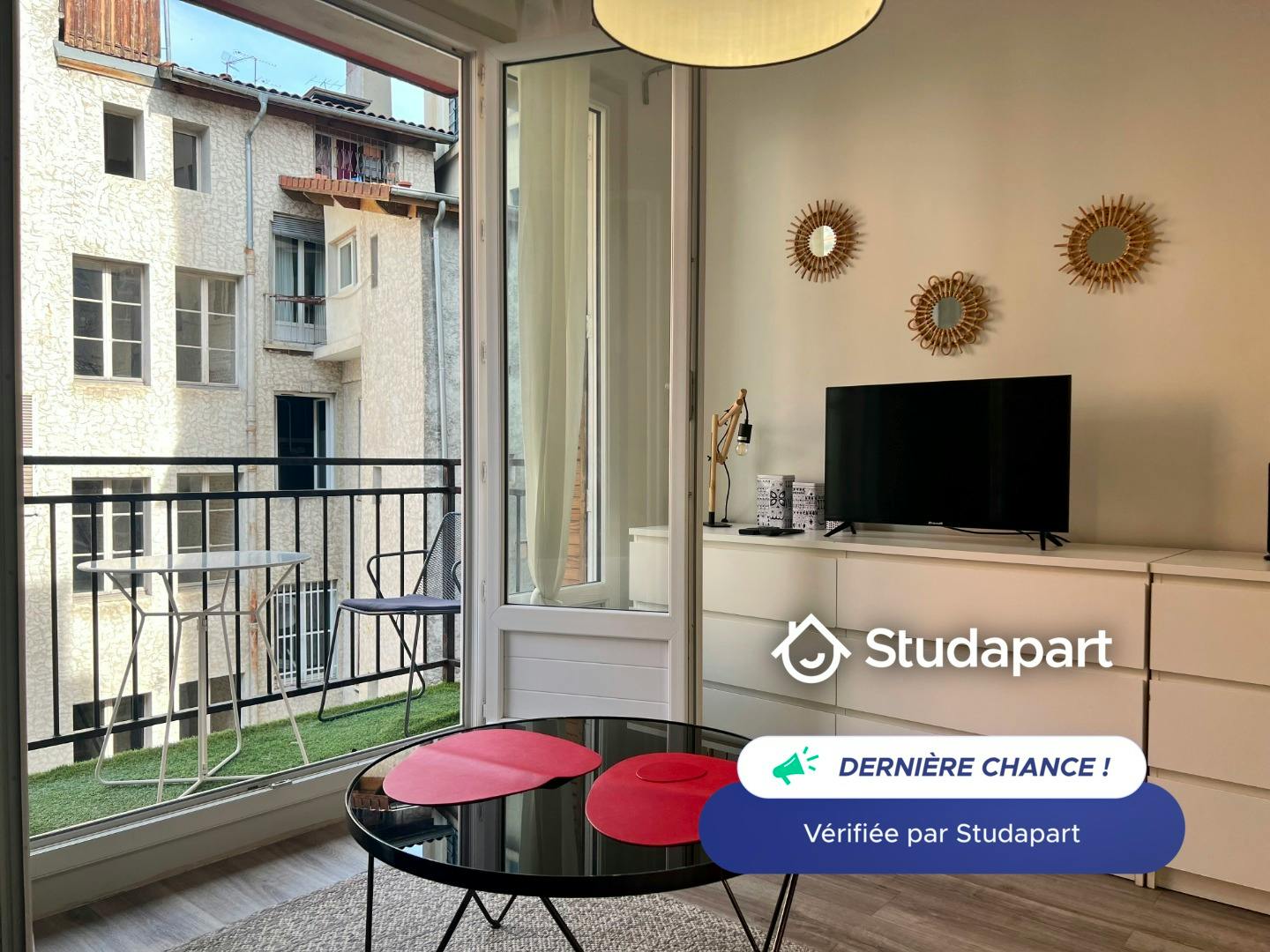 Wohnung zu mieten für 816 € pro Monat in Grenoble, Rue Saint-François