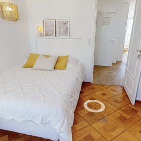 Private room for rent for €527 per month in Lyon, Avenue Berthelot