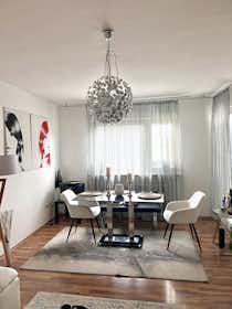 Appartement te huur voor € 1.400 per maand in Rüsselsheim, Masurenweg