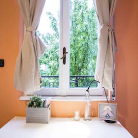 Private room for rent for €915 per month in Milan, Via Francesco Albani