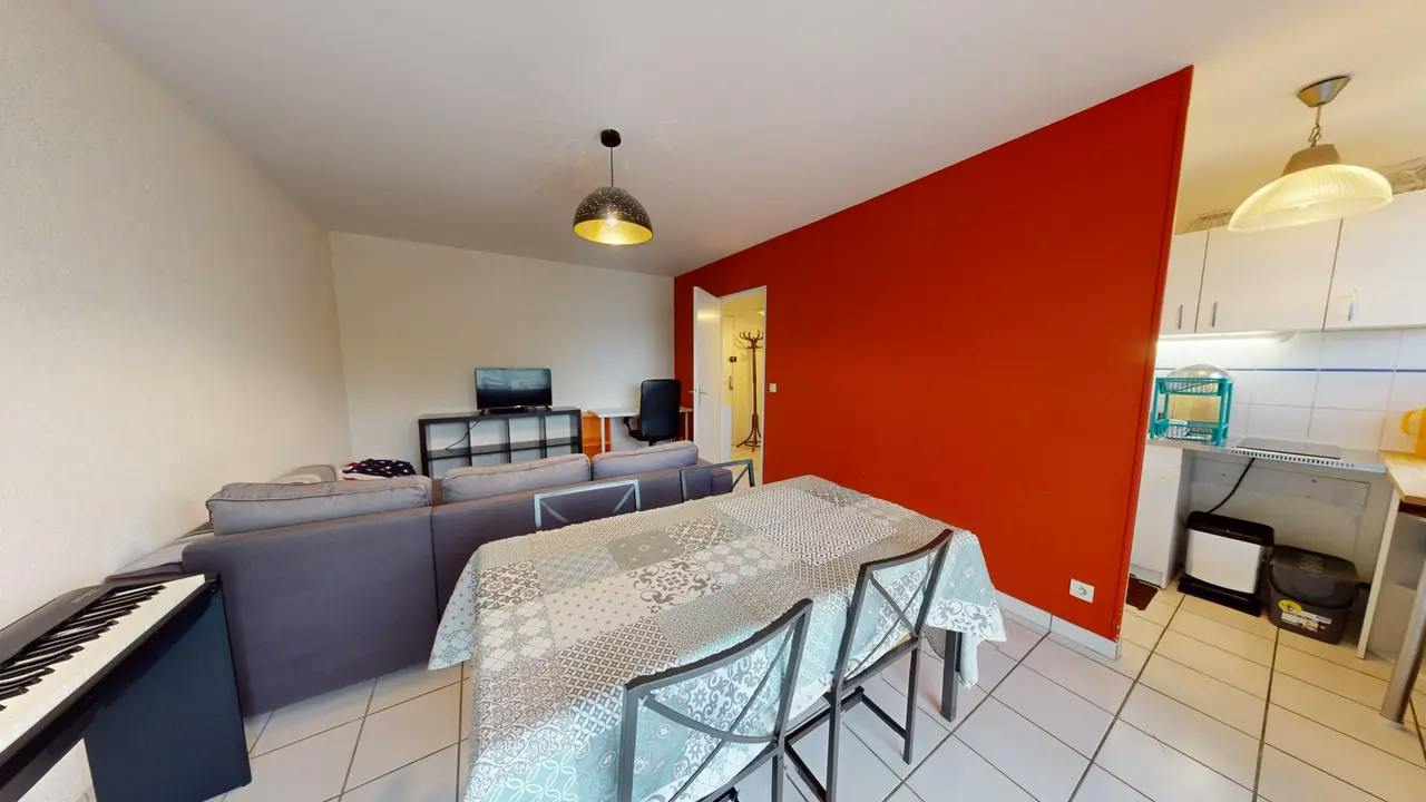 1-Bedroom Apartment in Rue Paul Doumer, Mérignac (1490404) ROOM 2