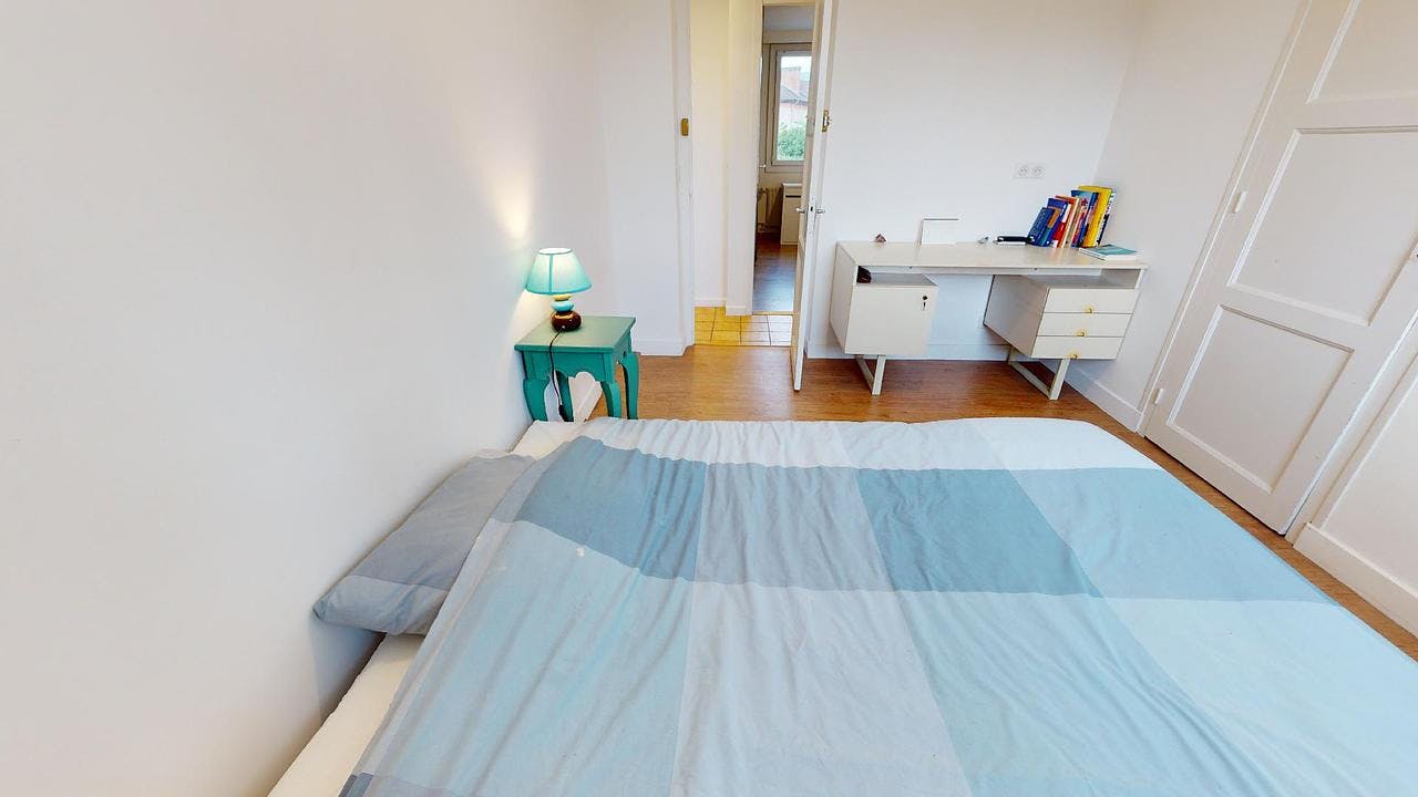 Single room Chambéry — photo 20