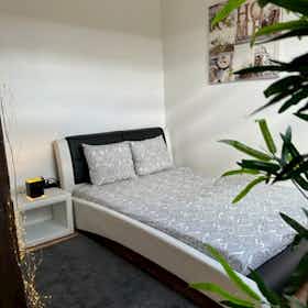 Appartement à louer pour 787 €/mois à Ixelles, Rue Malibran