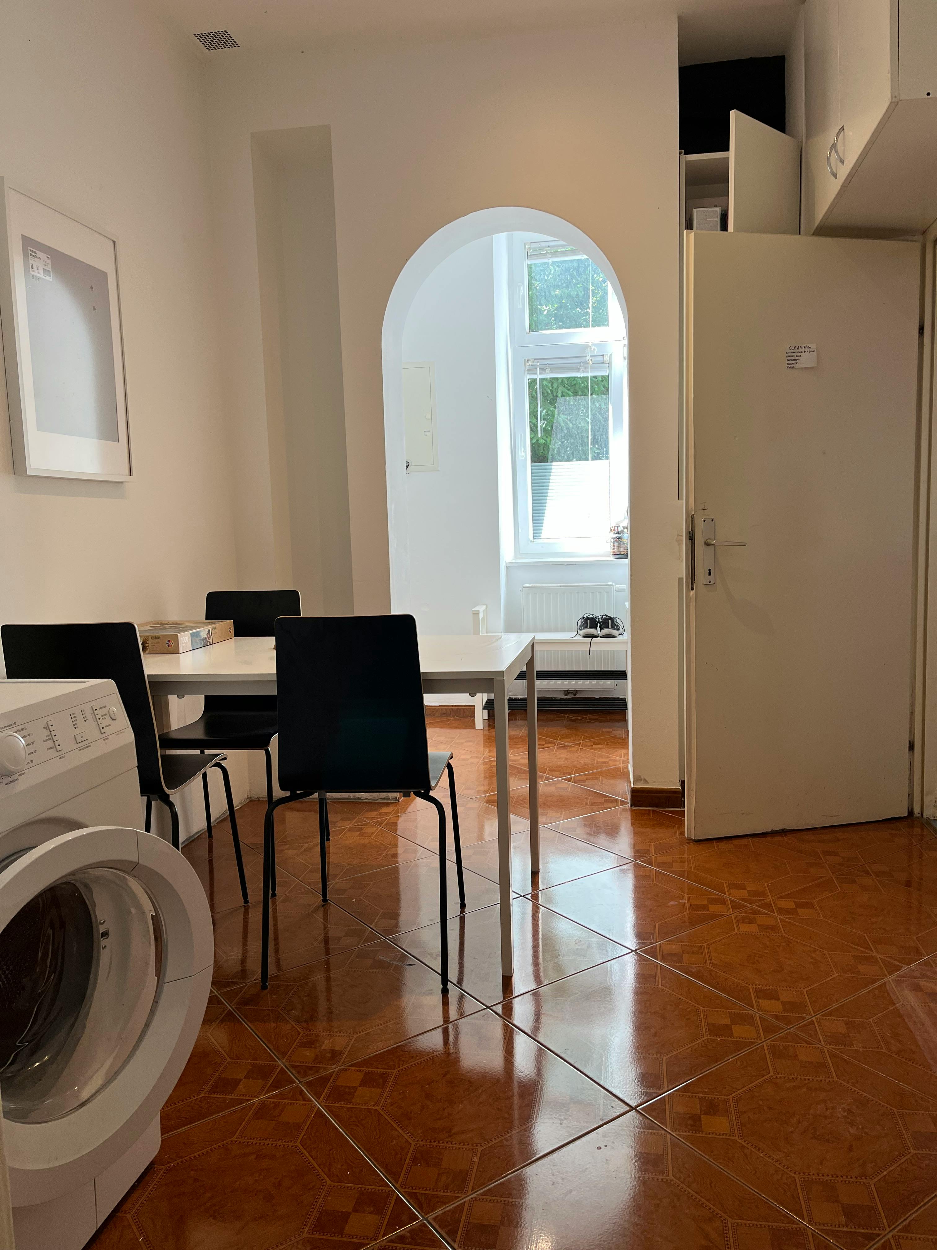 Brunnengasse, Vienna preview