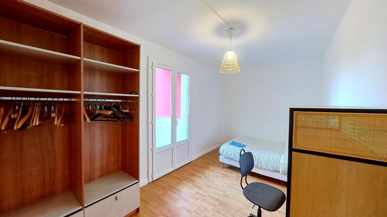 Single room Talence — photo 1