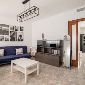 Apartment for rent for €1,800 per month in Barcelona, Carrer del Doctor Trueta