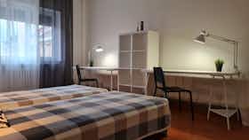 Pokój prywatny do wynajęcia za 640 € miesięcznie w mieście Venice, Via San Pio X