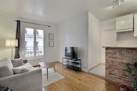 公寓 正在以 €1,501 的月租出租，其位于 Paris, Rue André Antoine