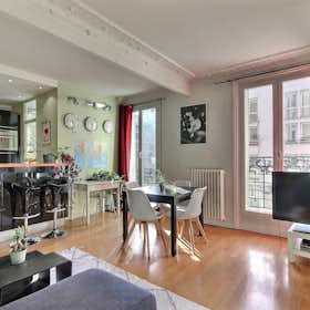 Apartment for rent for €1,944 per month in Paris, Rue Leblanc
