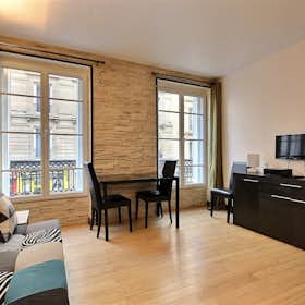 Wohnung for rent for 1.473 € per month in Paris, Rue Poulet