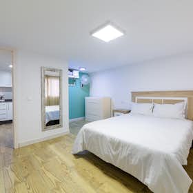Privé kamer te huur voor € 1.300 per maand in Almería, Calle Mojácar