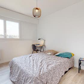 Приватна кімната за оренду для 390 EUR на місяць у Clermont-Ferrand, Rue de la Liève