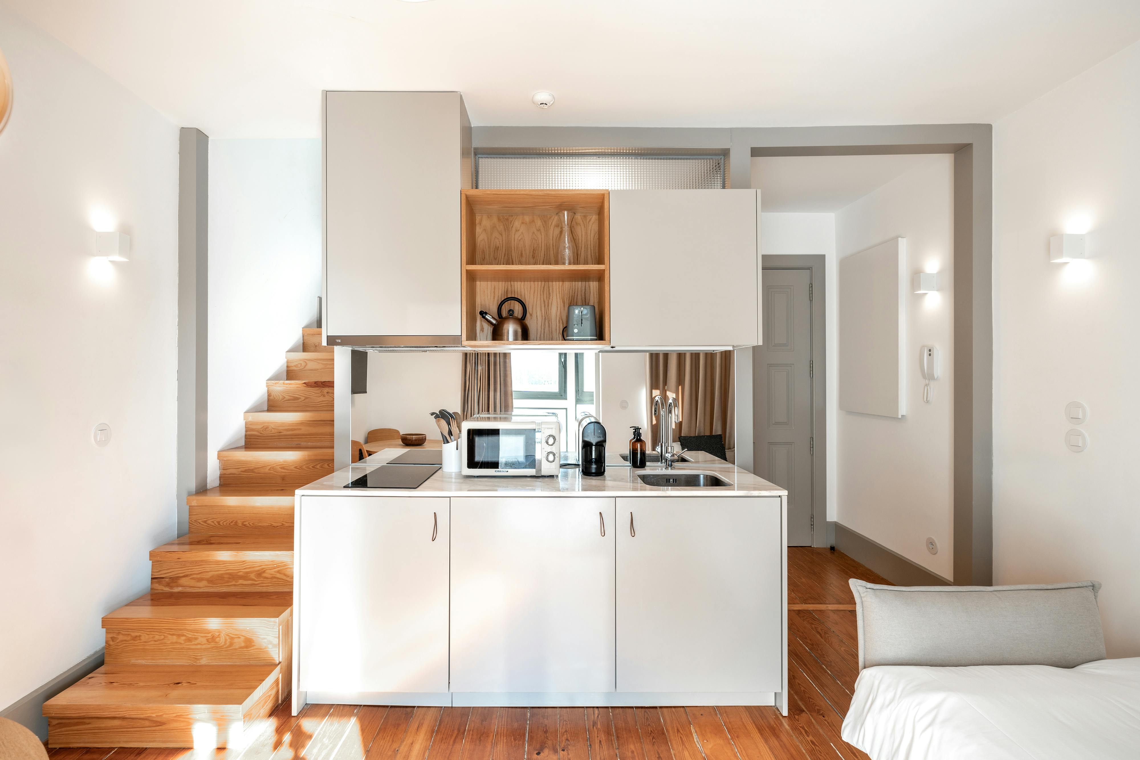 Studio for rent for €100 per month in Porto, Rua do Bonjardim