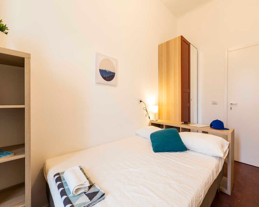 Via Paolo Bassi, Milan preview