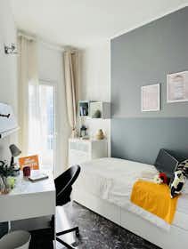 Отдельная комната сдается в аренду за 500 € в месяц в Turin, Via Tripoli
