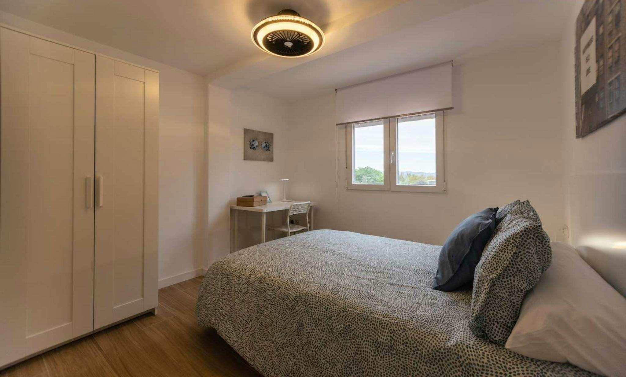 Carrer del Gravador Fabregat, Valencia preview