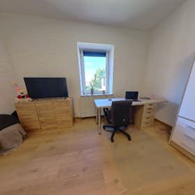 Private room for rent for €890 per month in Munich, Hohenschwangaustraße