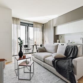 Apartment for rent for €4,256 per month in Barcelona, Carrer del Doctor Trueta