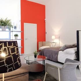 Appartement te huur voor € 1.100 per maand in Madrid, Calle de Vázquez de Mella