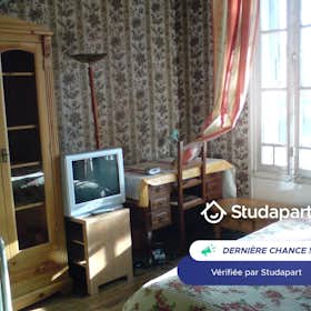 Private room for rent for €470 per month in Rennes, Rue Camille Desmoulins
