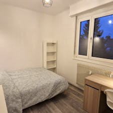 WG-Zimmer for rent for 570 € per month in Strasbourg, Rue d'Ensisheim