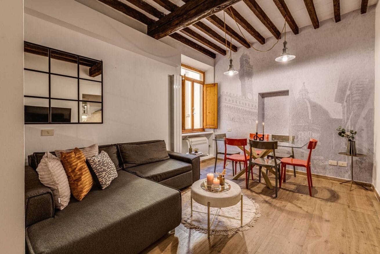 Apartment Florence, 2 beds, 74m² — photo 1