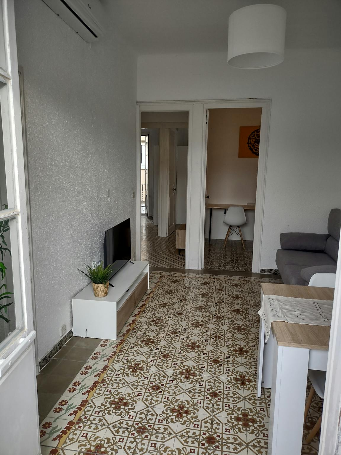 Carrer dels Consorts Sans Bernet, Barcelona preview