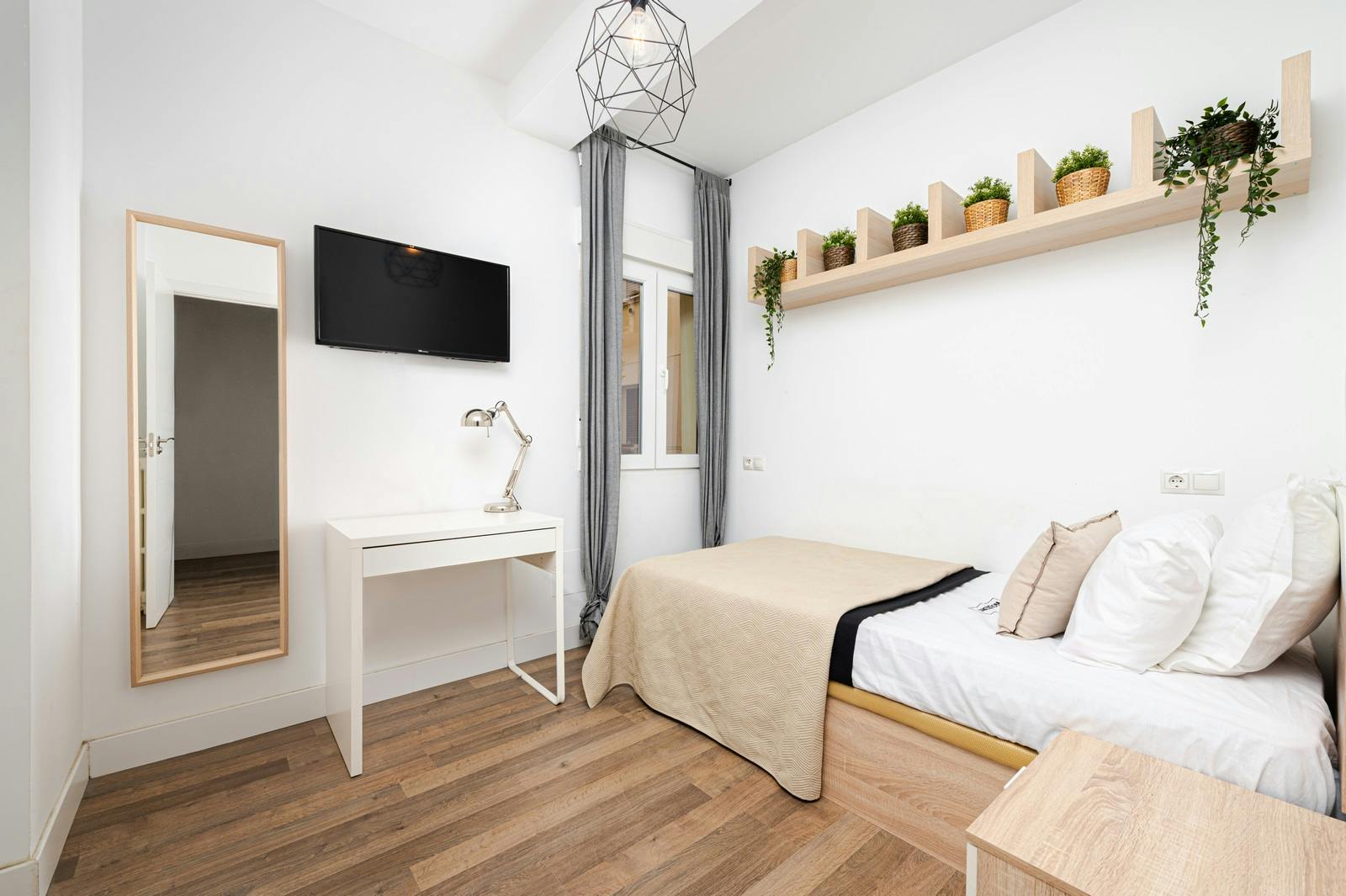 Calle de Valencia, Madrid Madrid